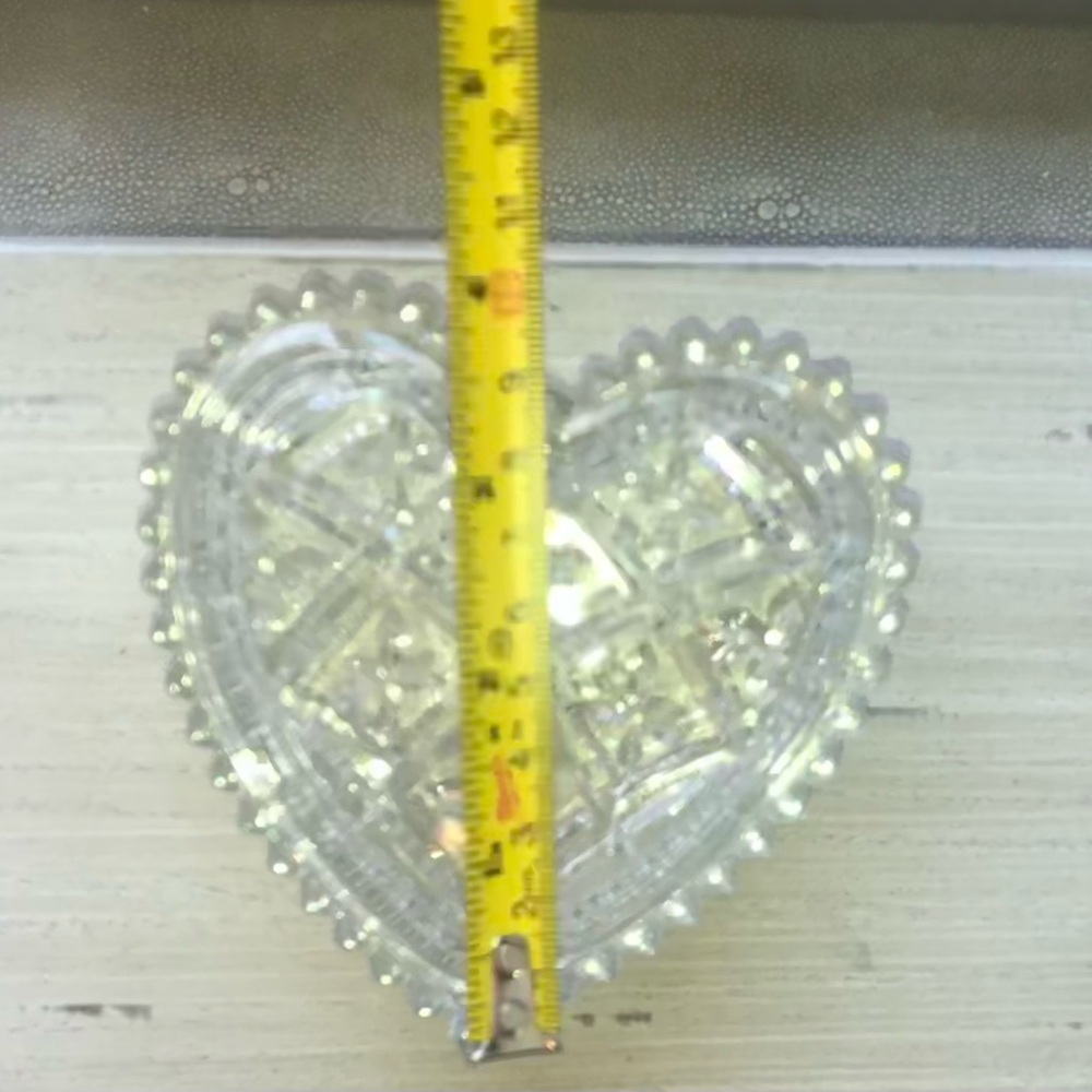 Mikasa Vintage Tender Love Heart Potpourri holder crystal Trinket box with lid - Picture 8 of 9